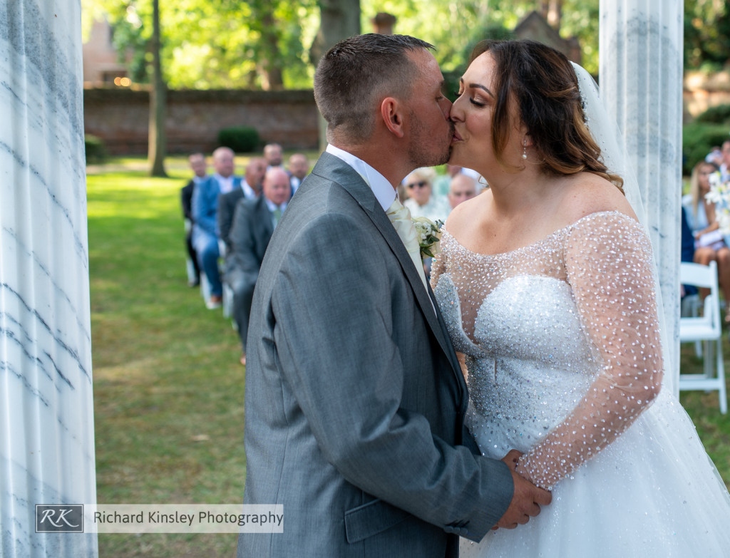 Creeksea Manor house wedding venue