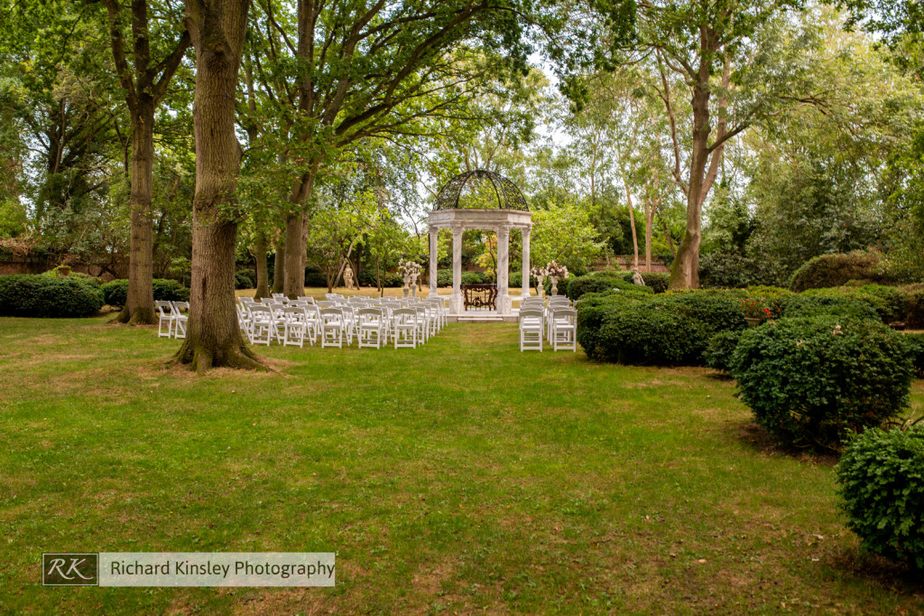 Creeksea Manor house wedding venue